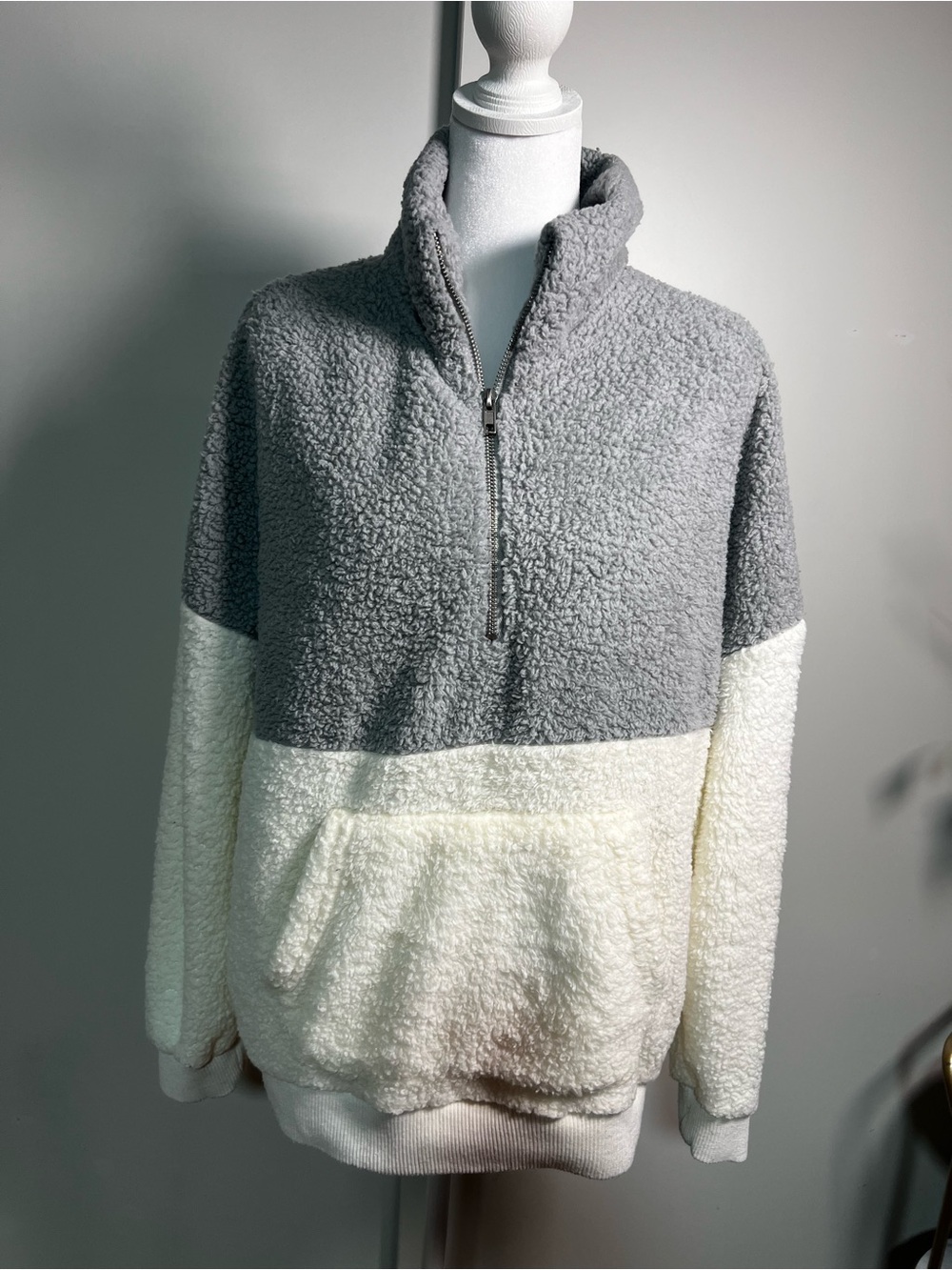 Hippie Rose Two-Tone Sherpa Half-Zip Pullover - Gray & Cream